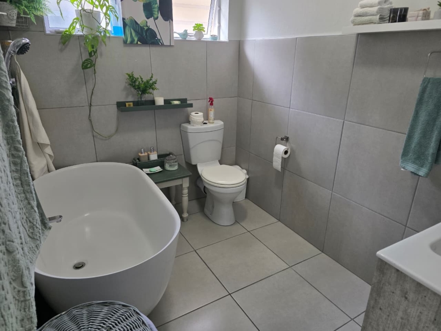 2 Bedroom Property for Sale in Montage Western Cape
